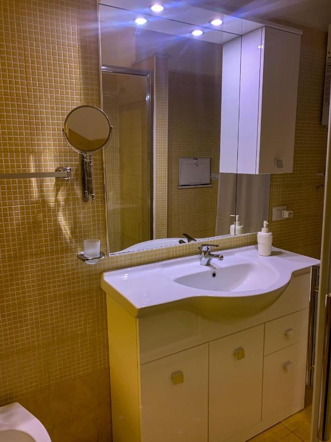 Galasso Apartments Неаполь Экстерьер фото