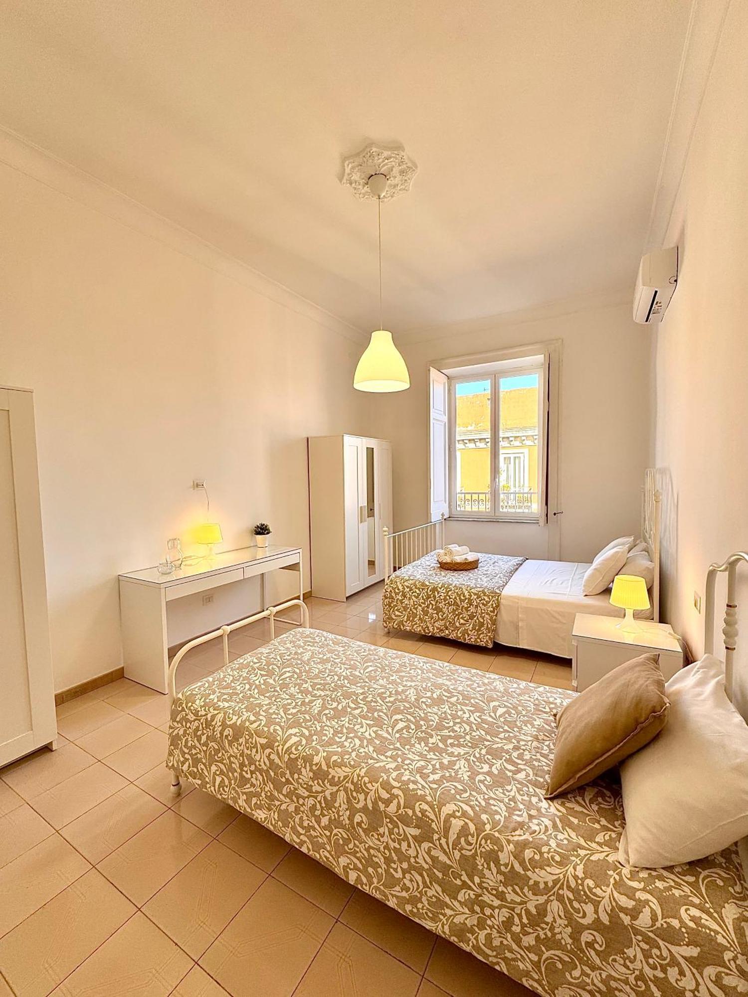 Galasso Apartments Неаполь Экстерьер фото