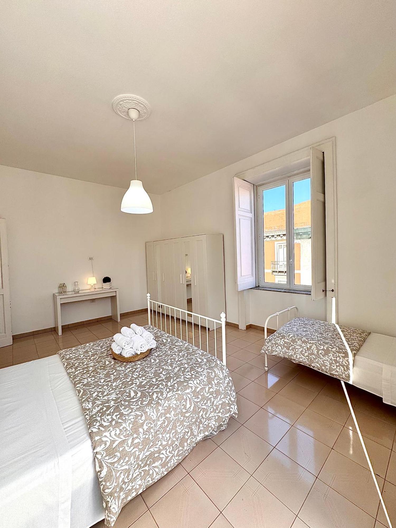 Galasso Apartments Неаполь Экстерьер фото