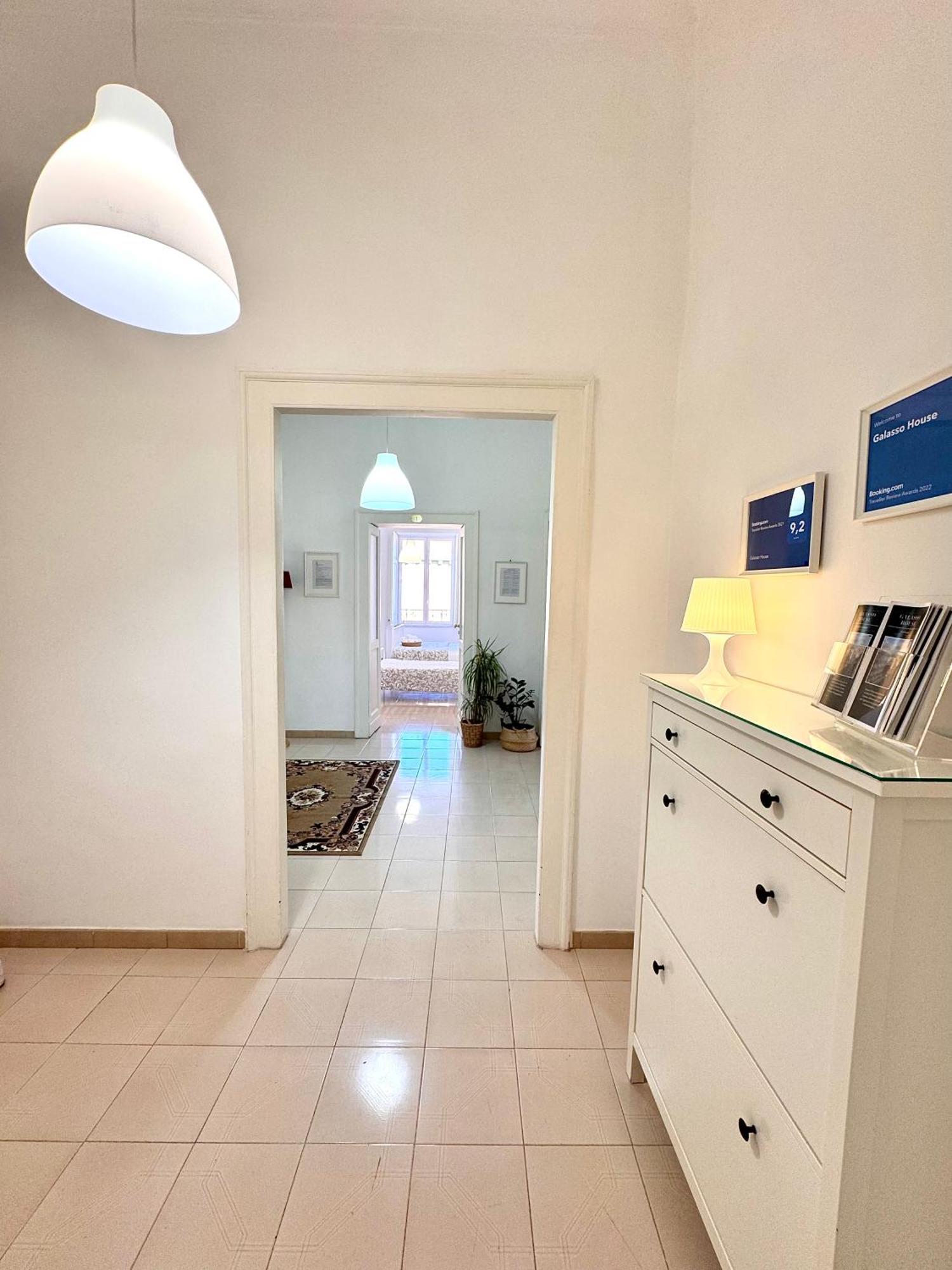 Galasso Apartments Неаполь Экстерьер фото