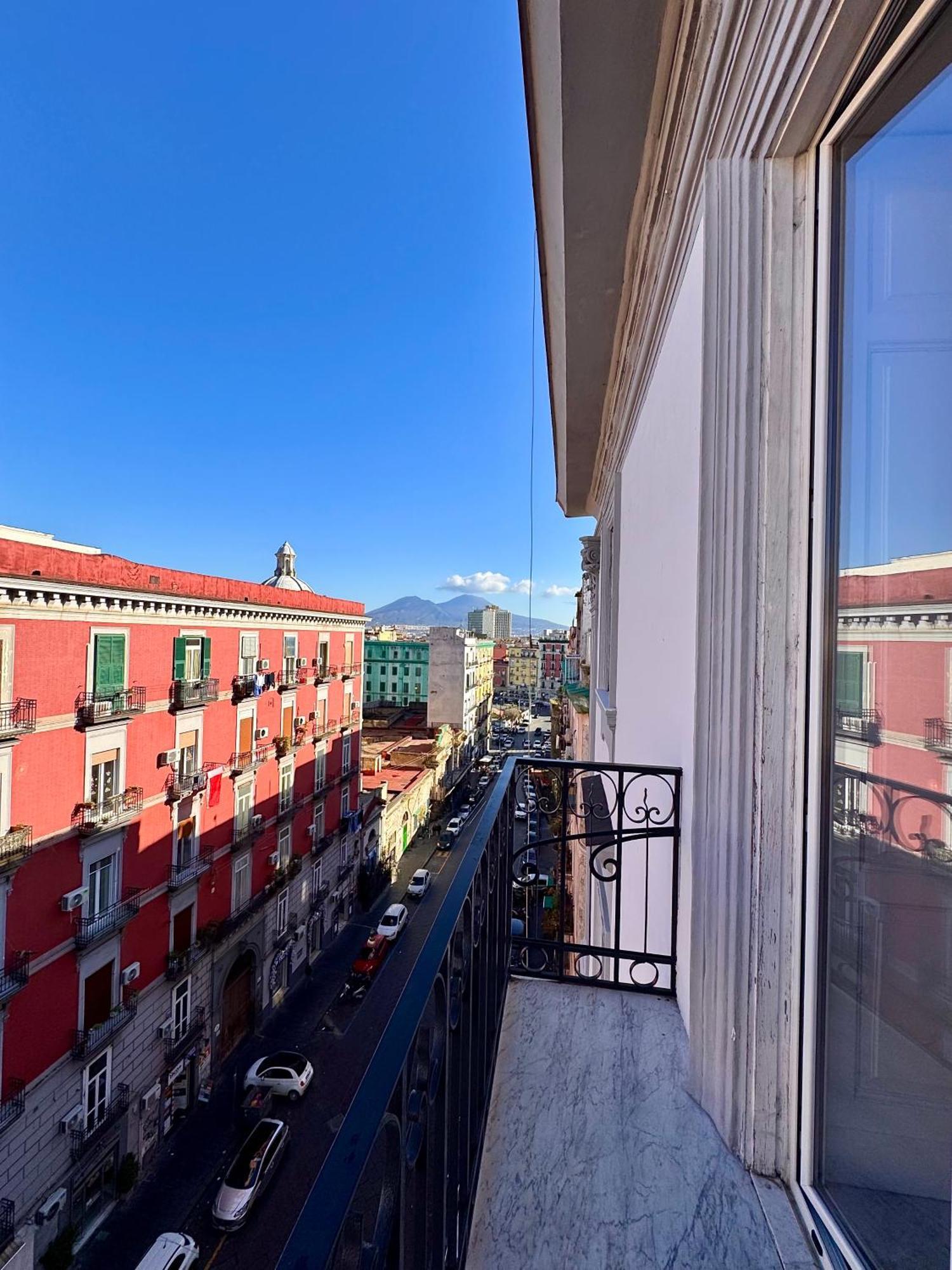 Galasso Apartments Неаполь Экстерьер фото